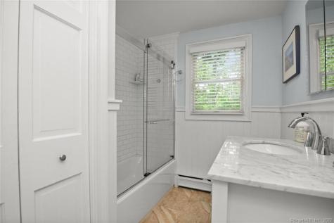 50 Craig Place Fairfield CT 06824