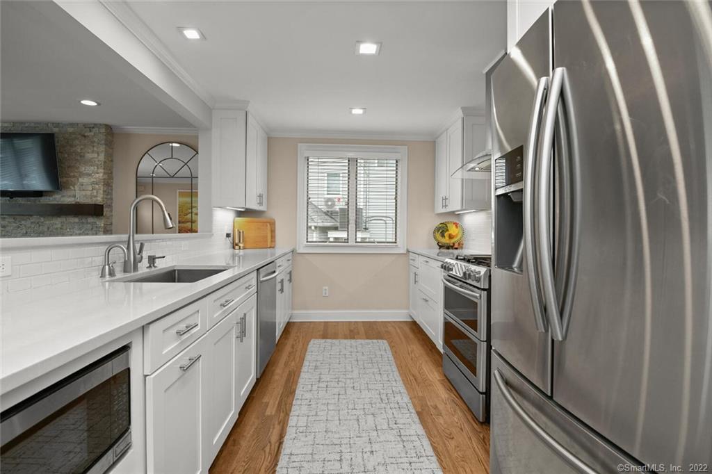 50 Craig Place Fairfield CT 06824