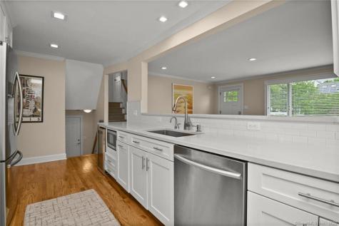 50 Craig Place Fairfield CT 06824