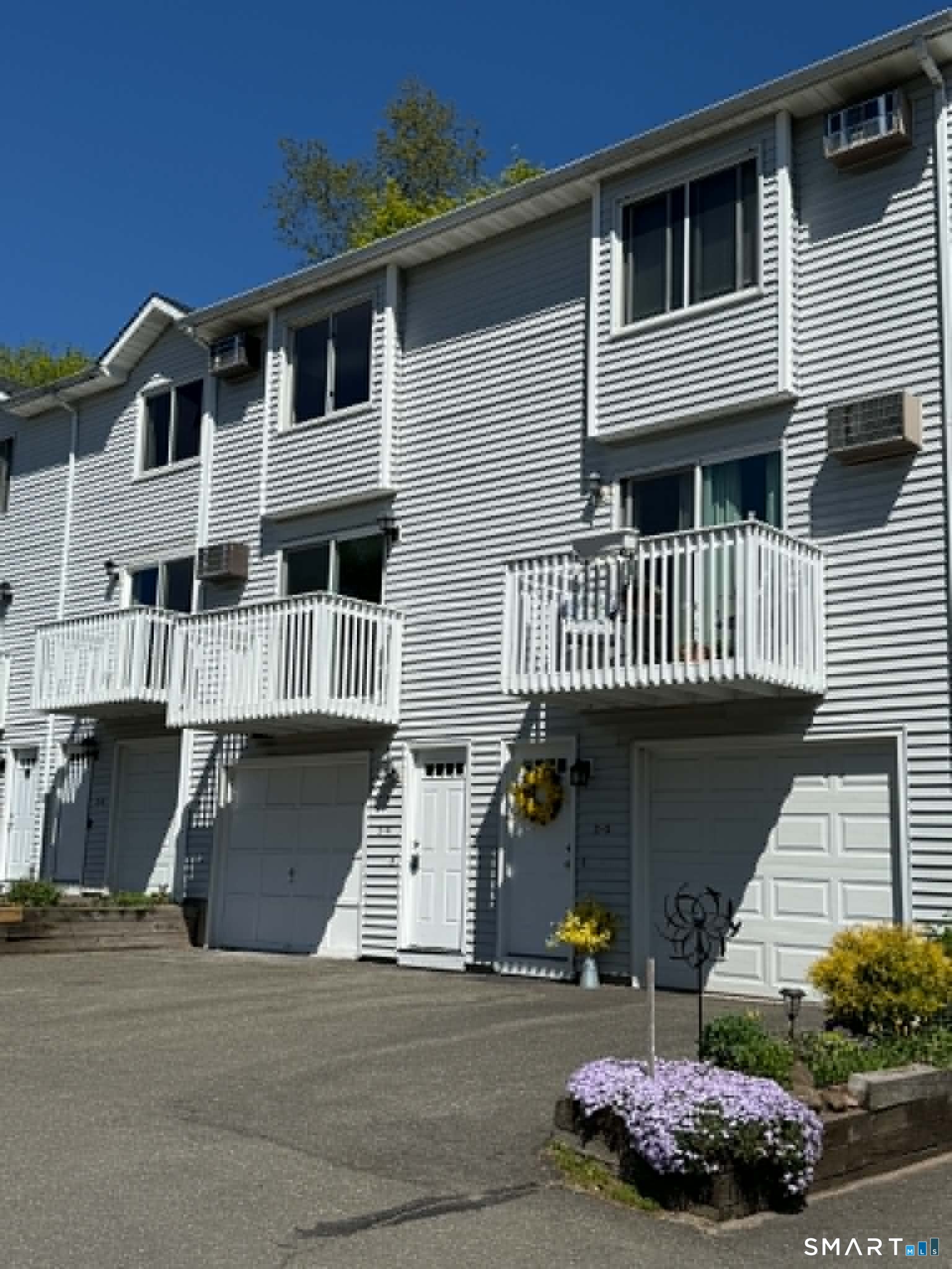 1001 Old Colony Road Meriden CT 06451
