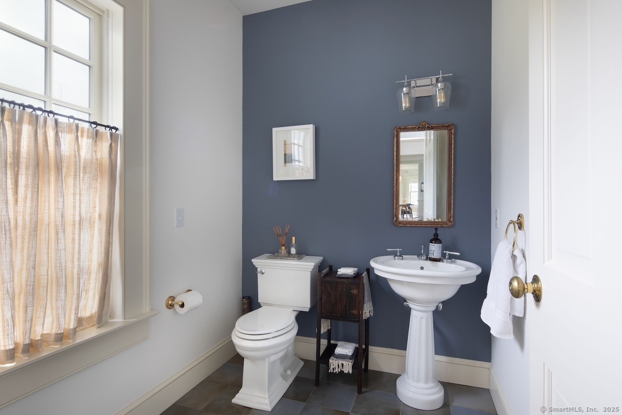17 Grandview Lane Sharon CT 06069