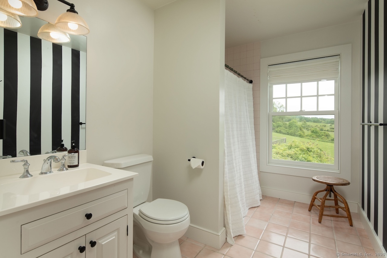 17 Grandview Lane Sharon CT 06069