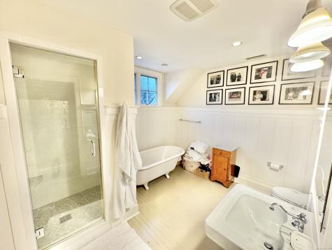 9 Barclay Court Norwalk CT 06853