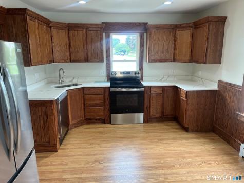 336 Park Street Stratford CT 06614