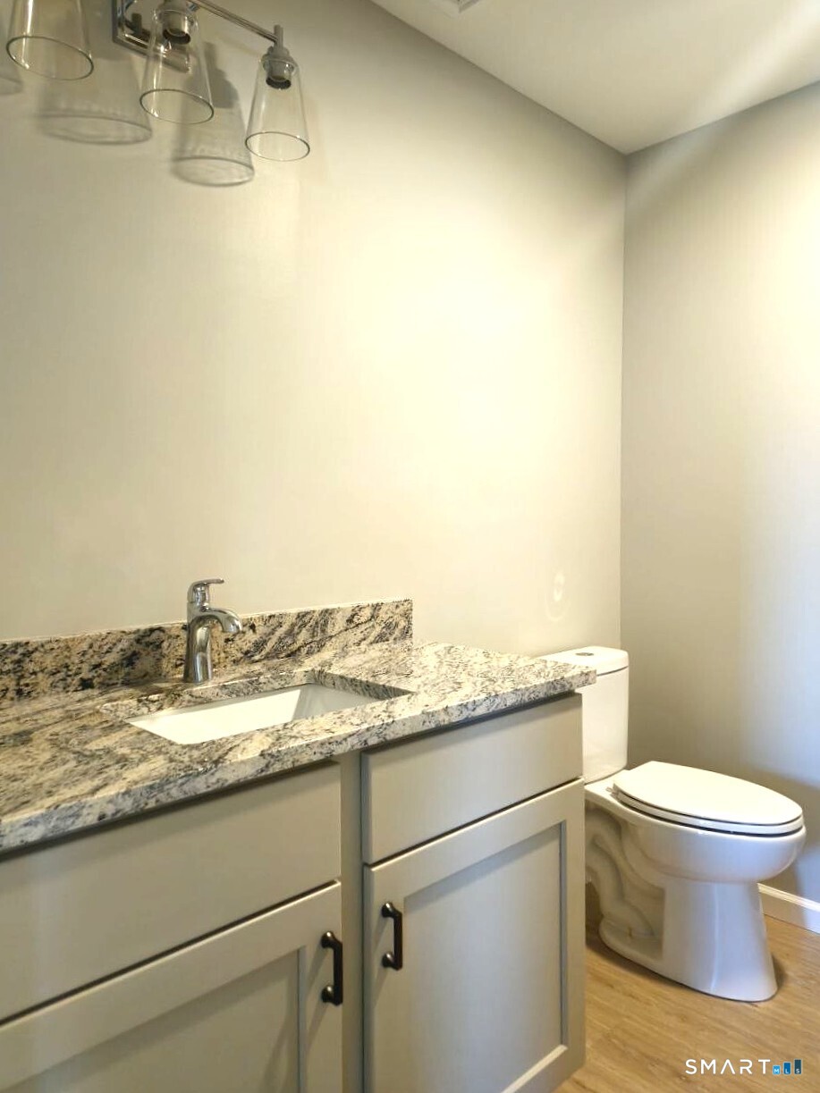 41 Earl Street Bristol CT 06010