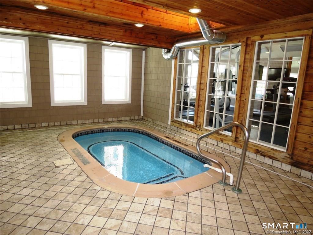 74 Carriage Crossing Lane Middletown CT 06457