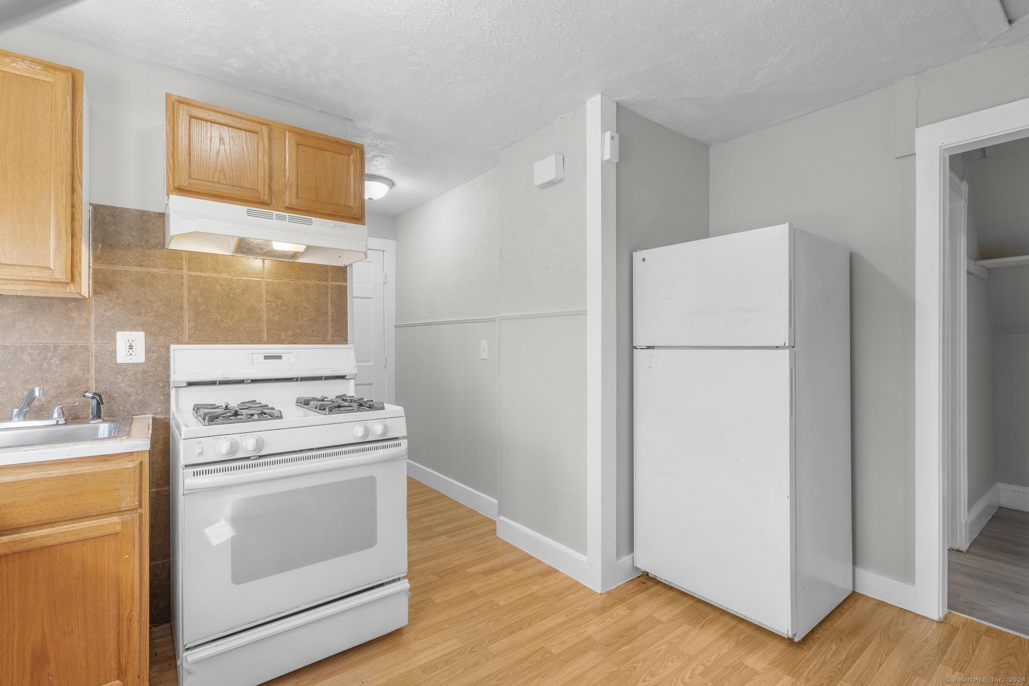 7-9 Hazel Street Hartford CT 06106