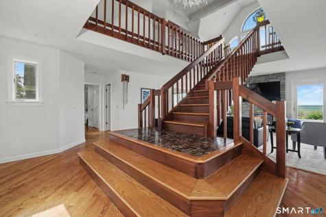 54 Shore Road Waterford CT 06385