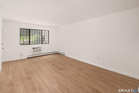 11 Eden Court Brookfield CT 06804