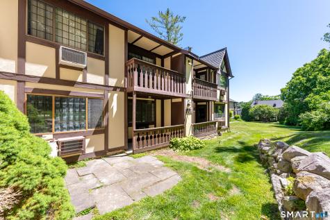 11 Eden Court Brookfield CT 06804