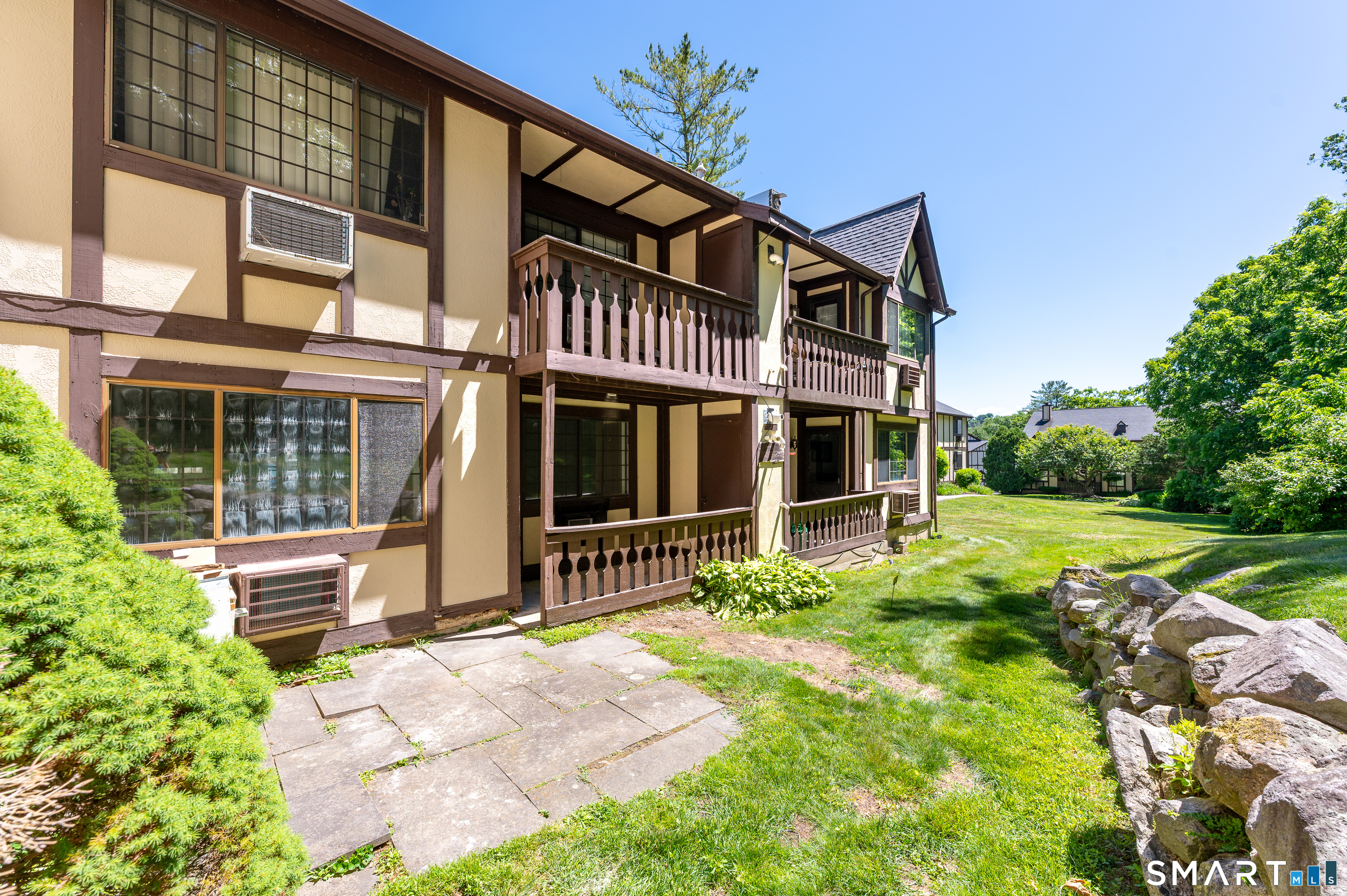 11 Eden Court Brookfield CT 06804