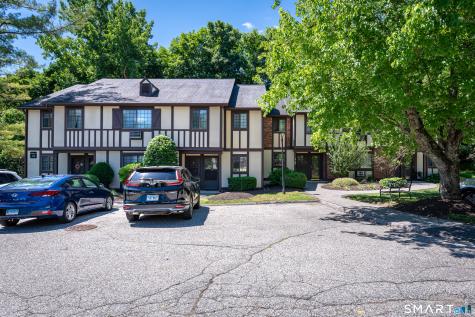 11 Eden Court Brookfield CT 06804