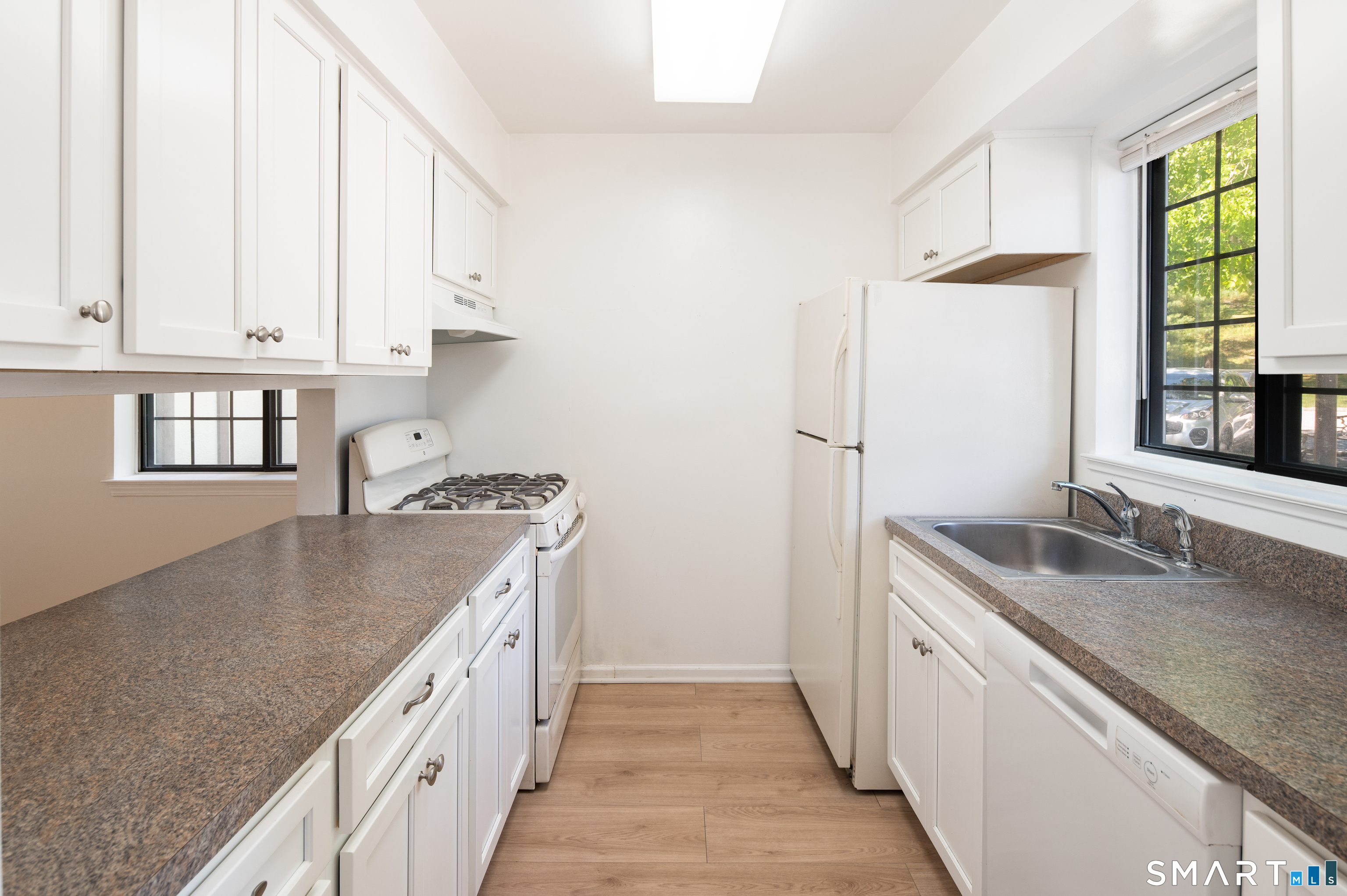 11 Eden Court Brookfield CT 06804