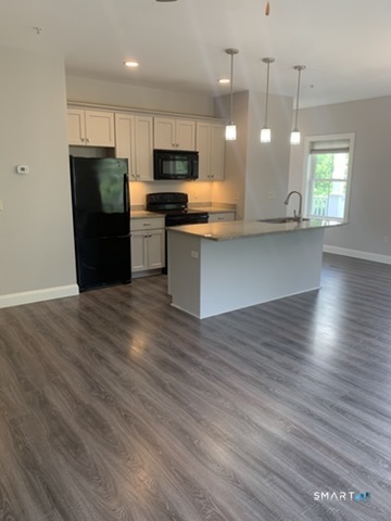 102H Edgewater Circle East Hampton CT 06424