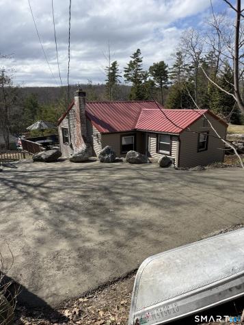 27 Dilliston Road New Hartford CT 06057