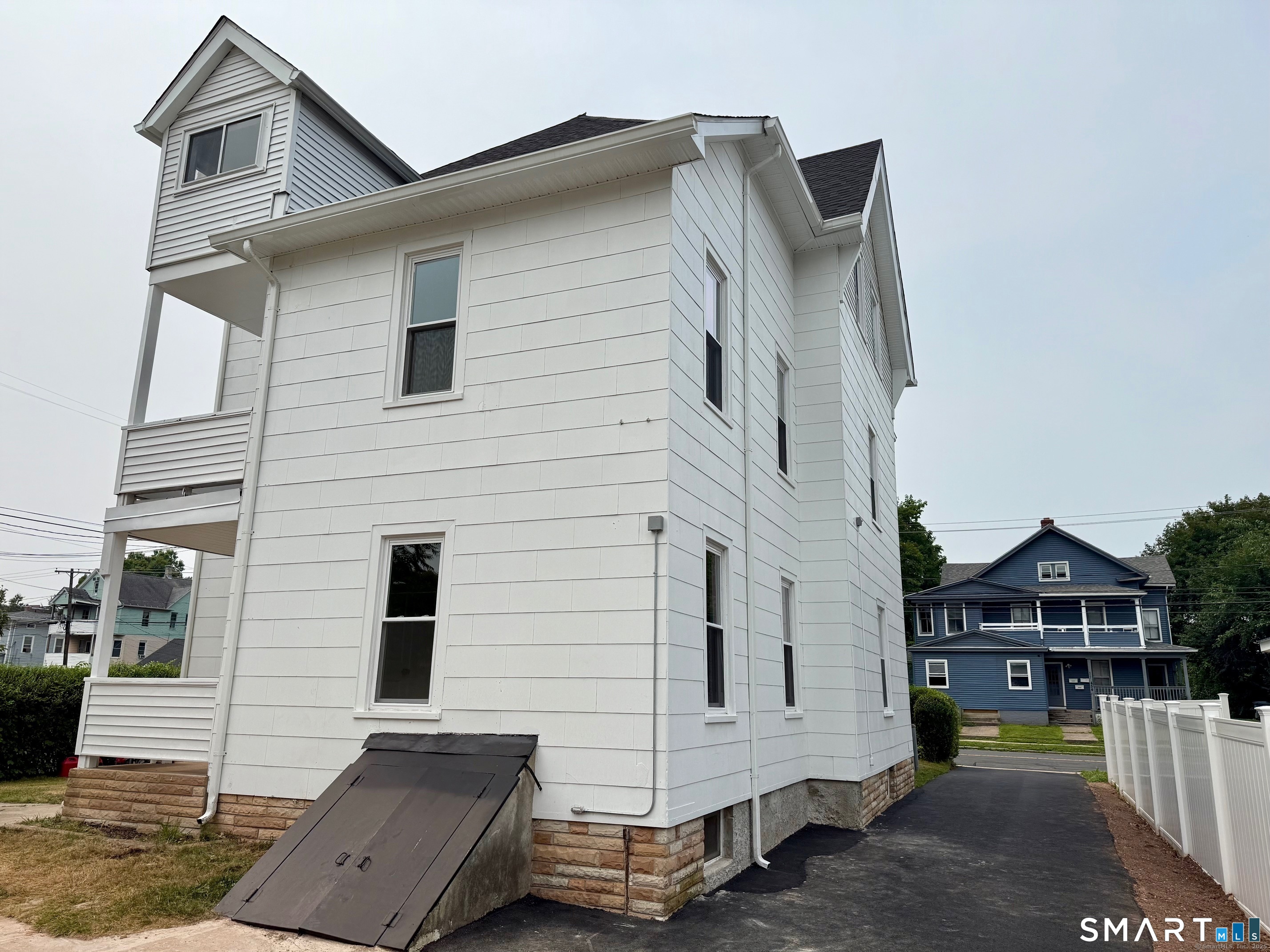 449 Stanley Street New Britain CT 06051