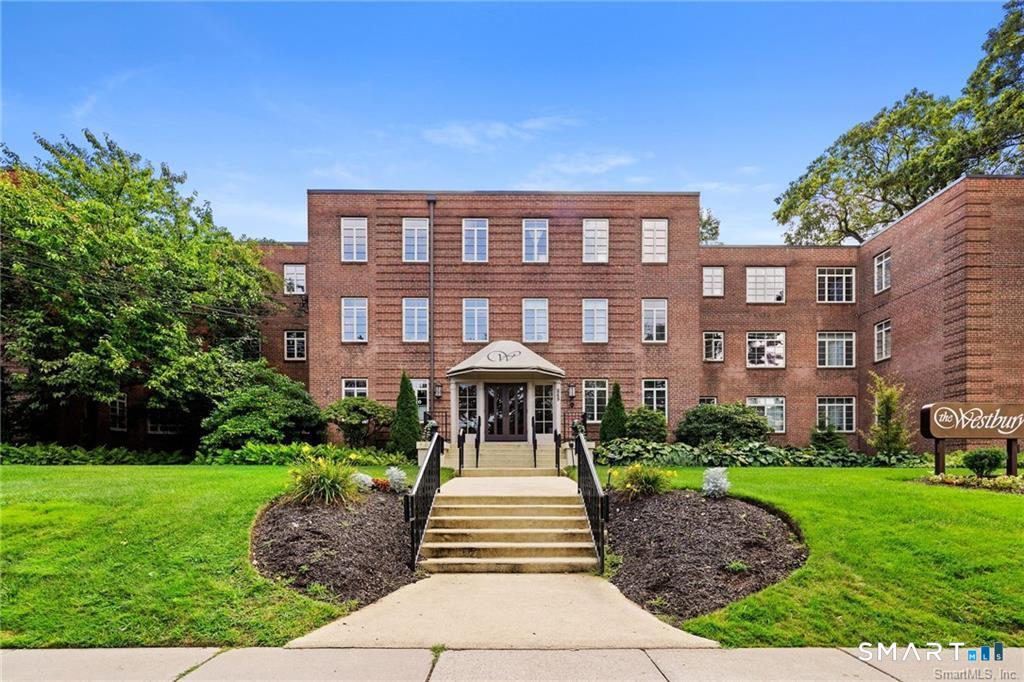 869 Farmington Avenue West Hartford CT 06119