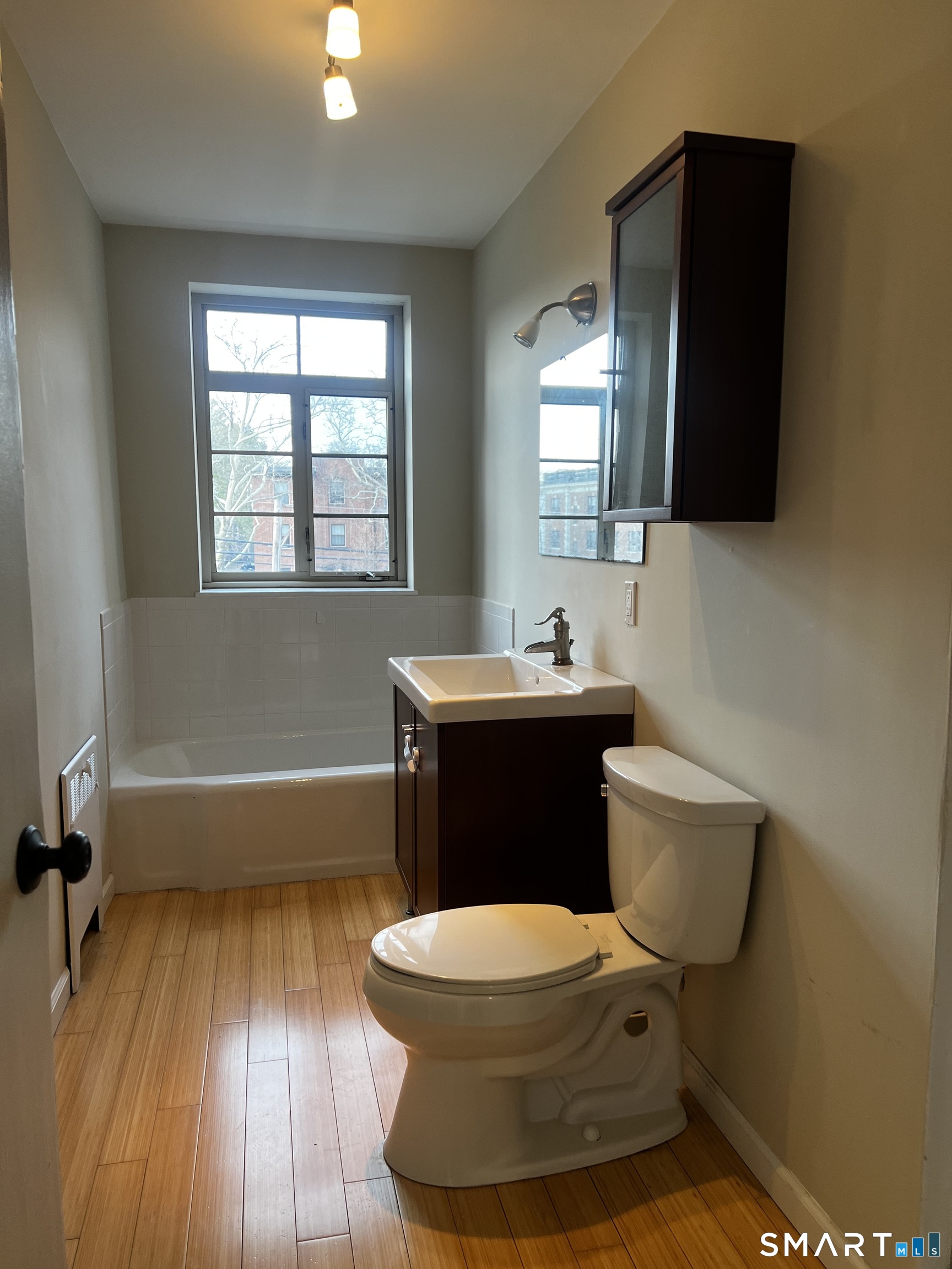 869 Farmington Avenue West Hartford CT 06119