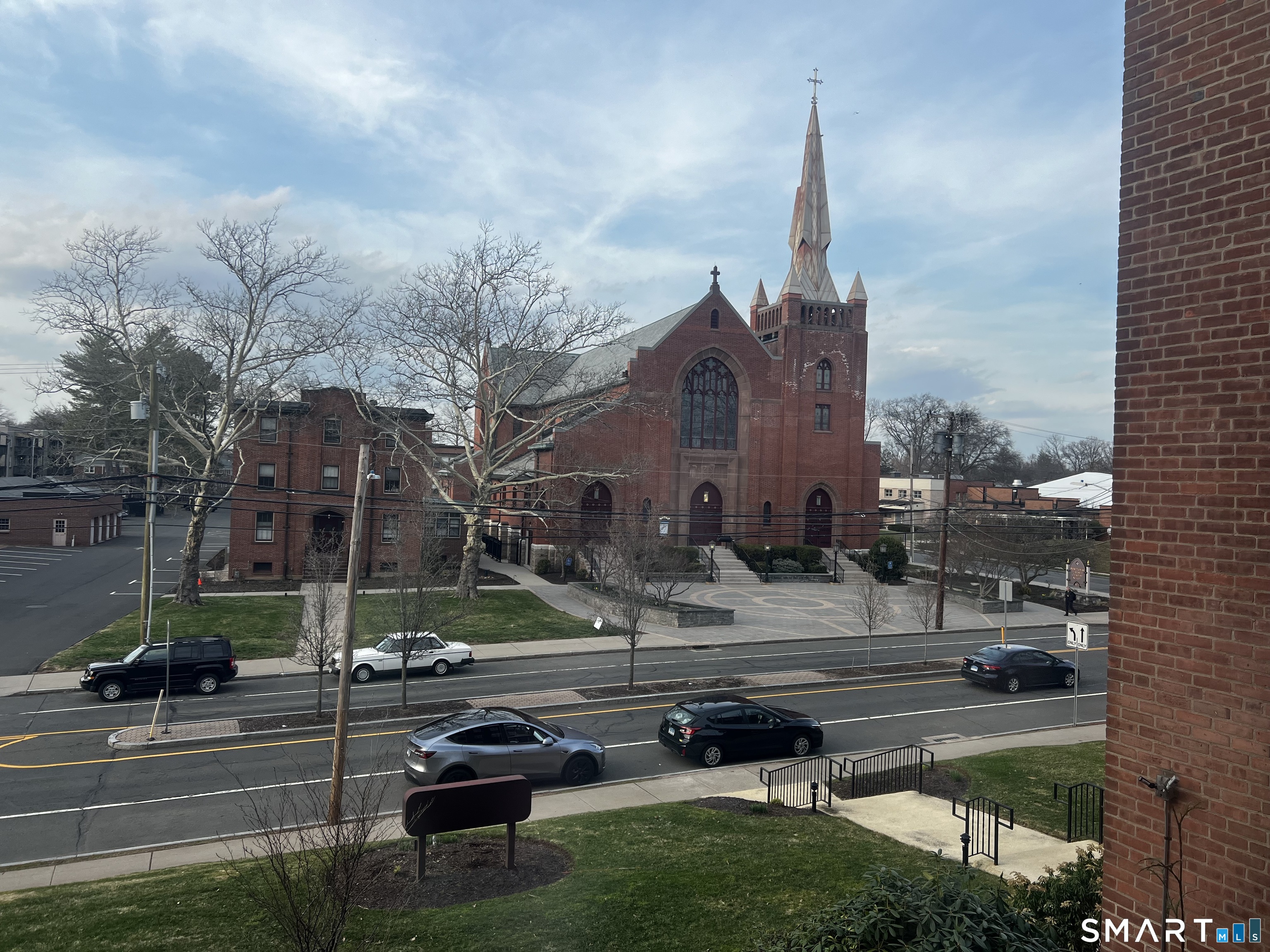 869 Farmington Avenue West Hartford CT 06119