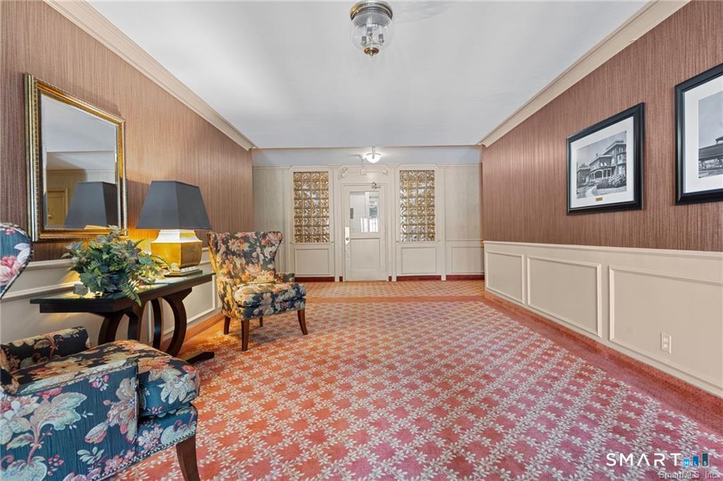 869 Farmington Avenue West Hartford CT 06119