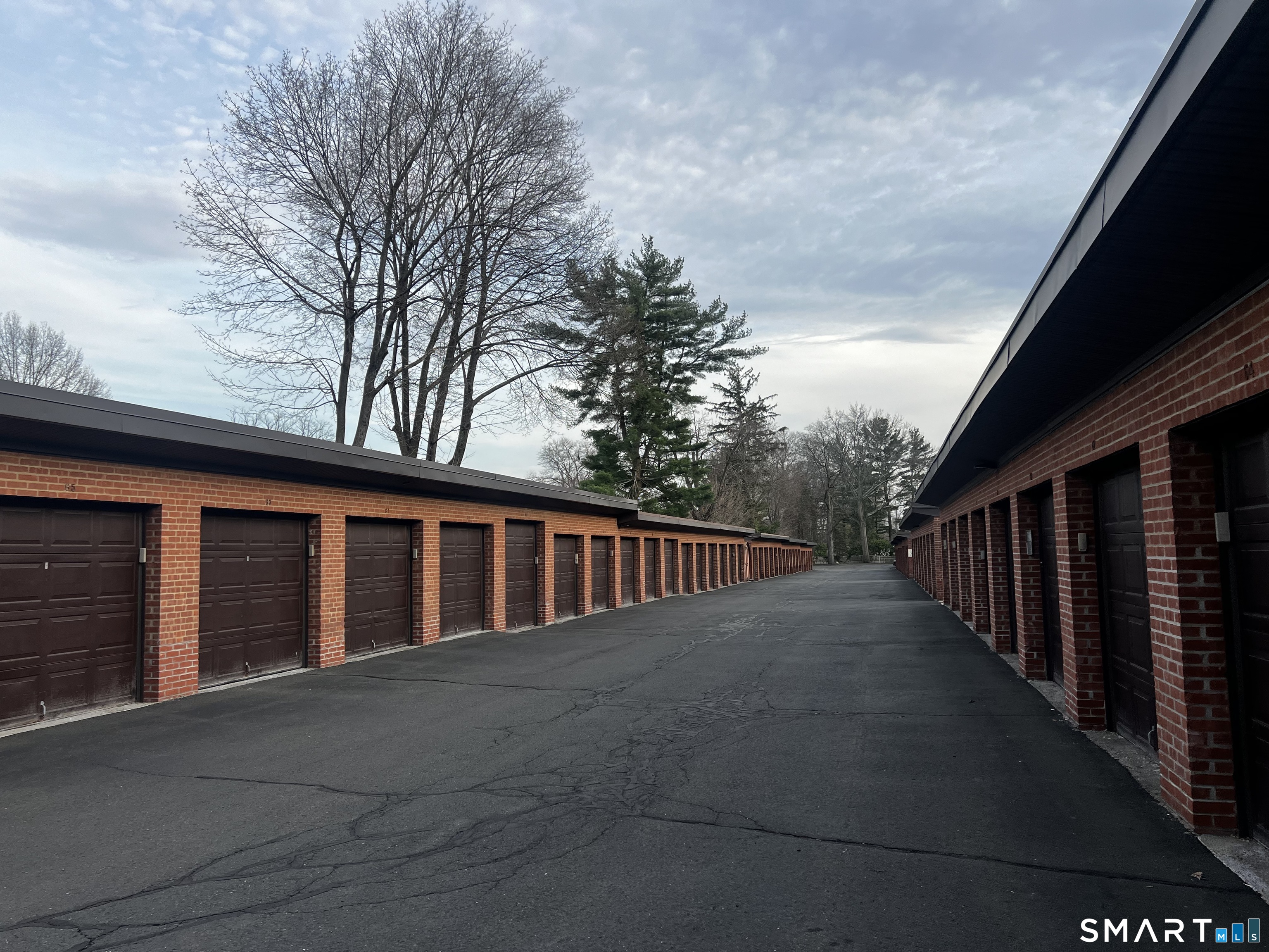 869 Farmington Avenue West Hartford CT 06119