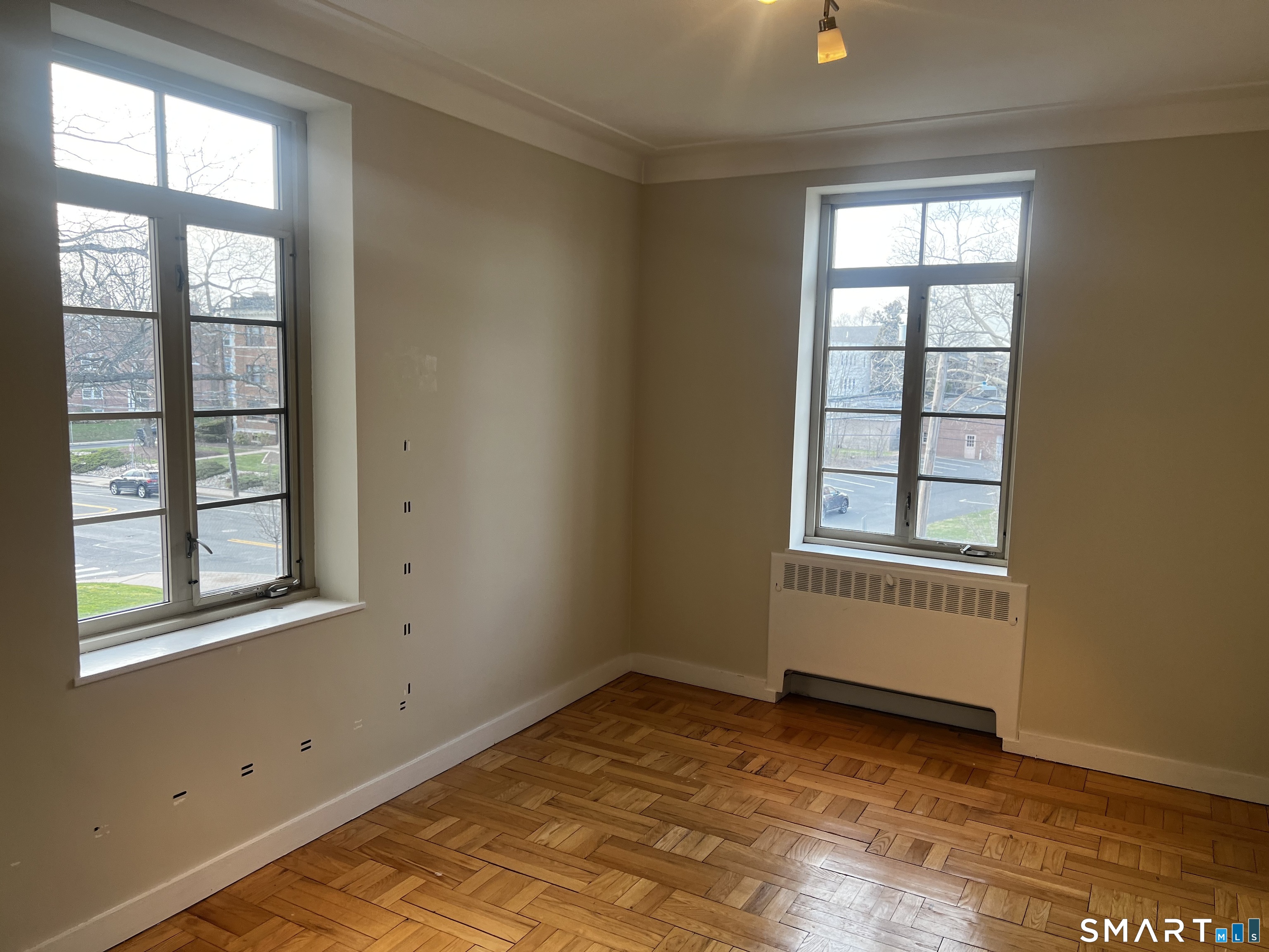 869 Farmington Avenue West Hartford CT 06119