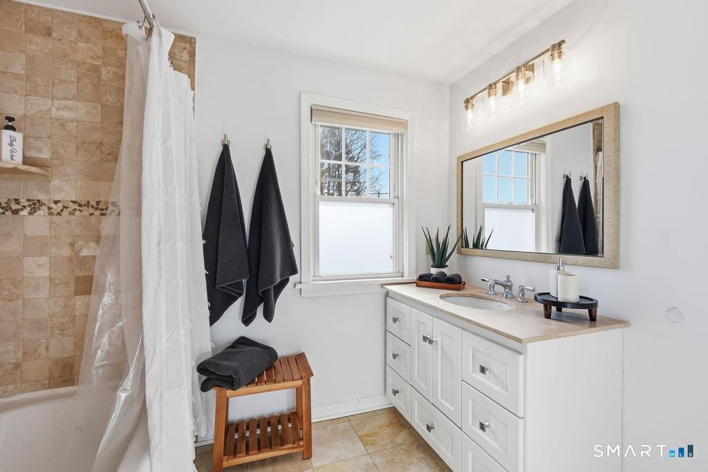 82 Miller Avenue Milford CT 06460