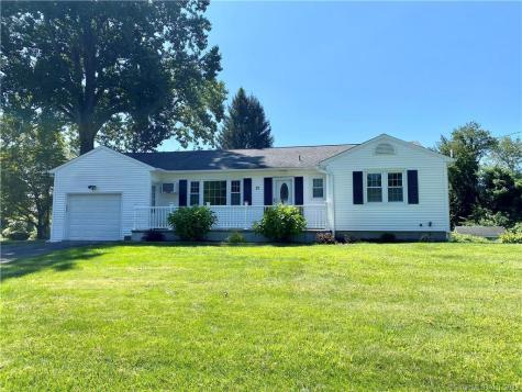 21 Brookfield Meadows Brookfield CT 06804