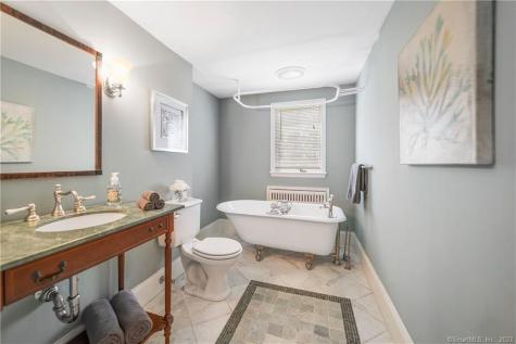 19 Bluewater Hill Westport CT 06880