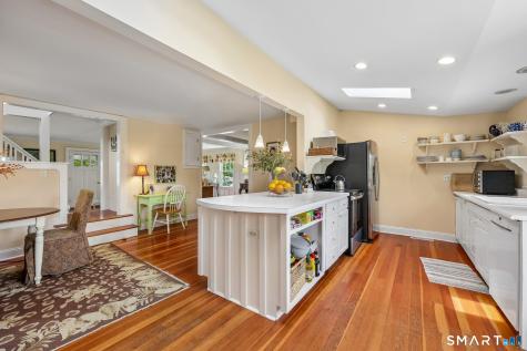 153 Middle Beach Road Madison CT 06443