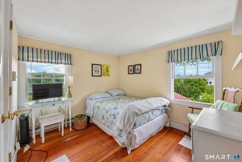 153 Middle Beach Road Madison CT 06443