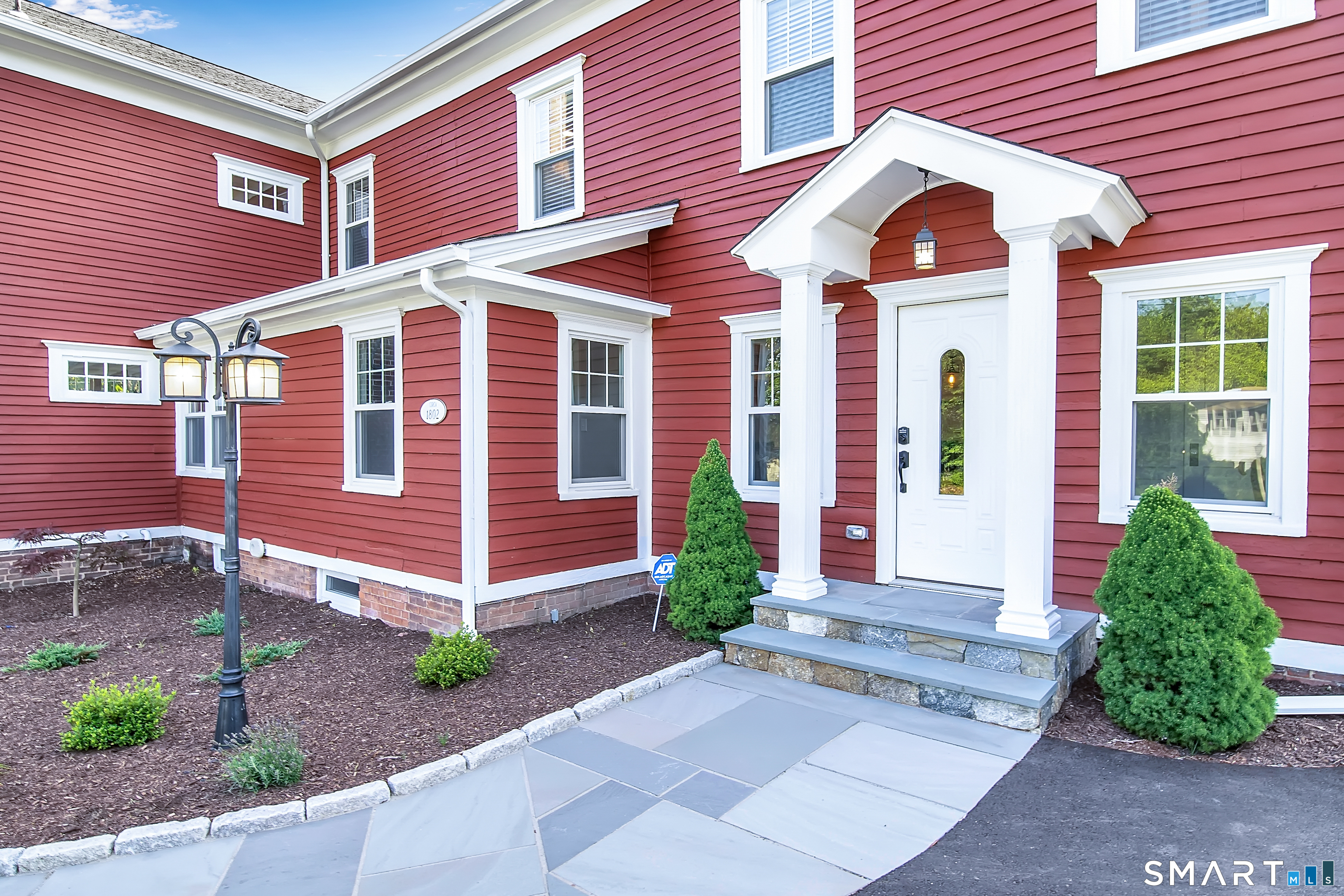 2222 Ridge Road North Haven CT 06473