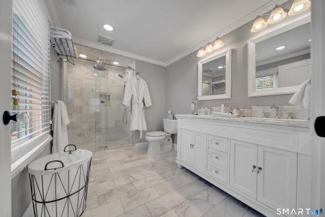 2222 Ridge Road North Haven CT 06473