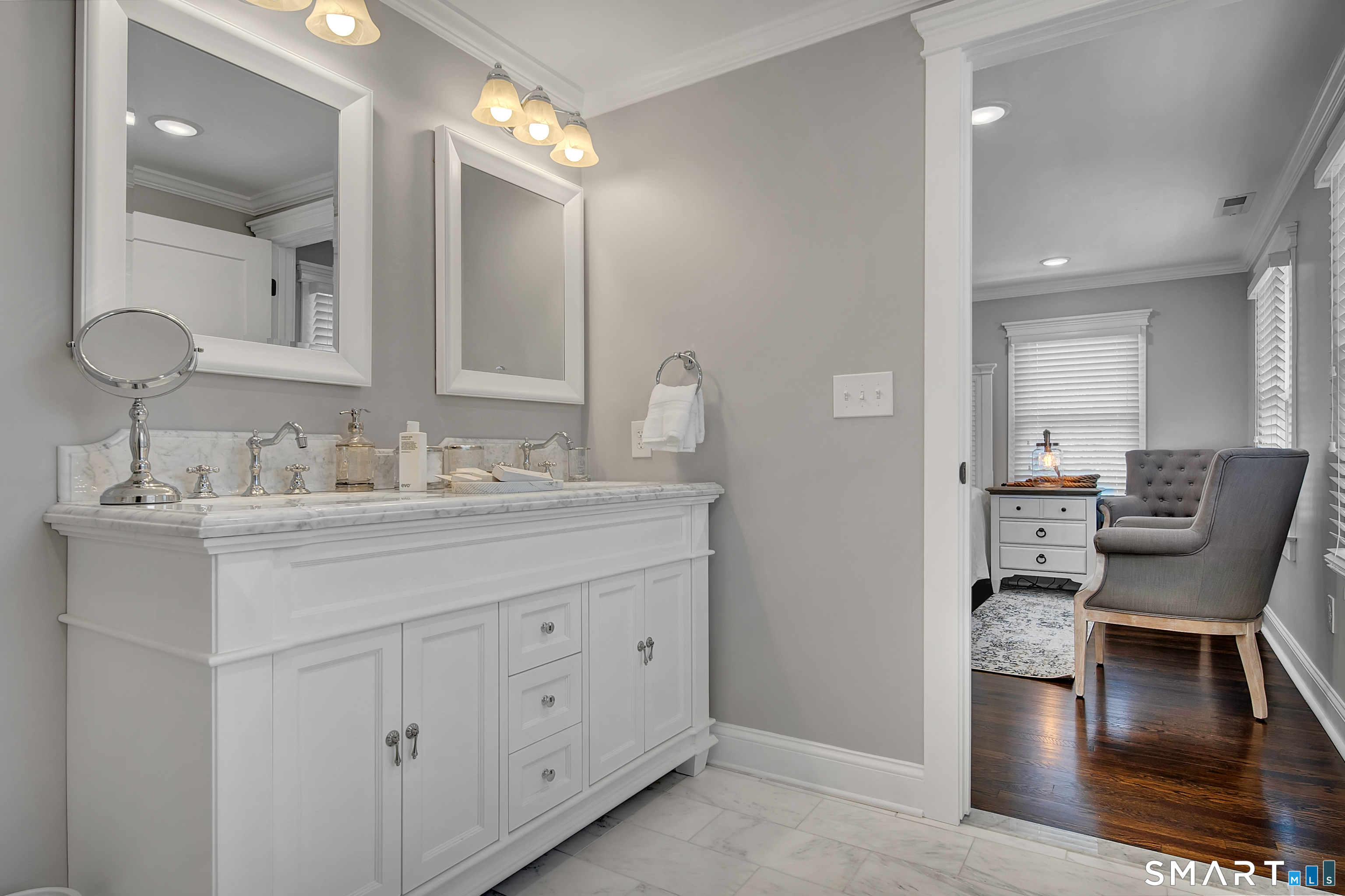 2222 Ridge Road North Haven CT 06473