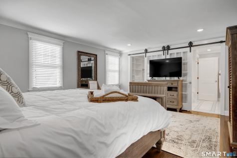 2222 Ridge Road North Haven CT 06473