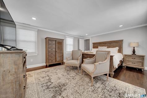 2222 Ridge Road North Haven CT 06473