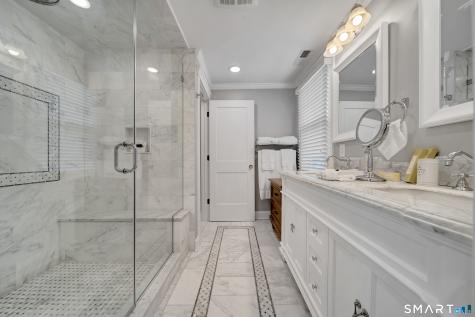 2222 Ridge Road North Haven CT 06473