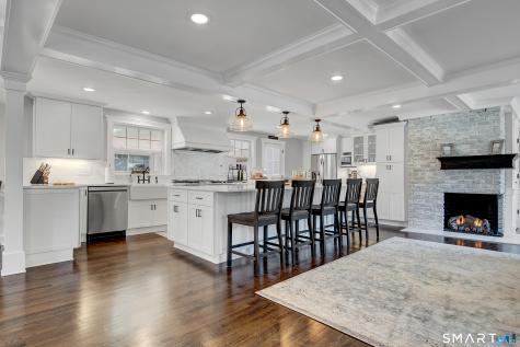 2222 Ridge Road North Haven CT 06473