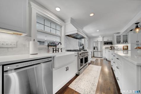 2222 Ridge Road North Haven CT 06473
