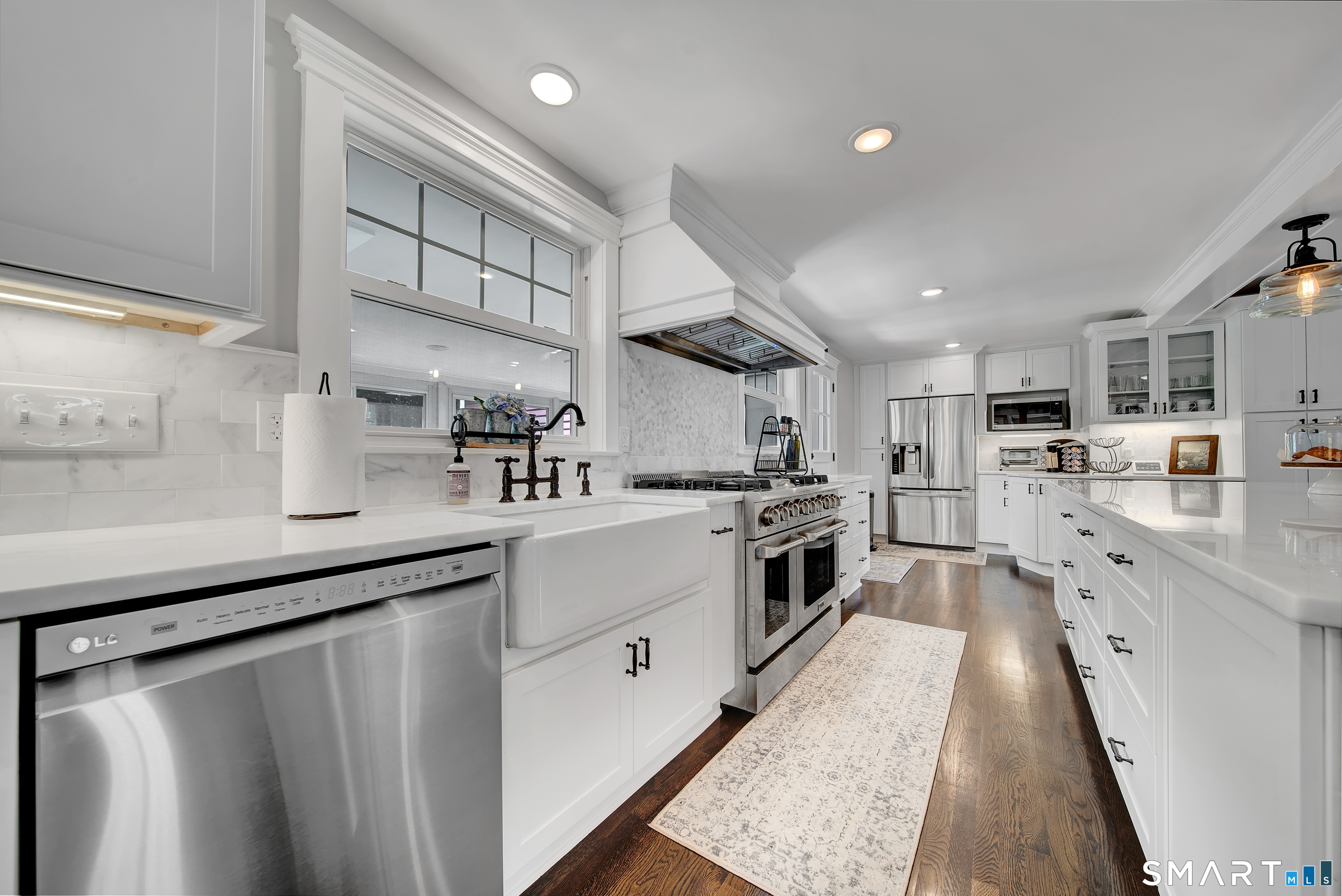 2222 Ridge Road North Haven CT 06473
