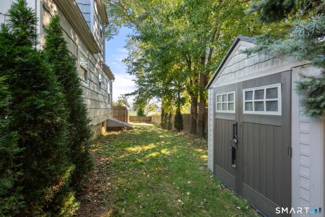 655 Tunxis Hill Road Fairfield CT 06825