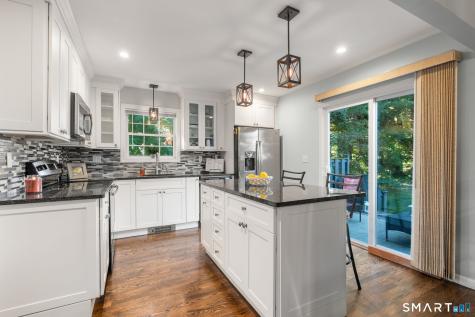 655 Tunxis Hill Road Fairfield CT 06825
