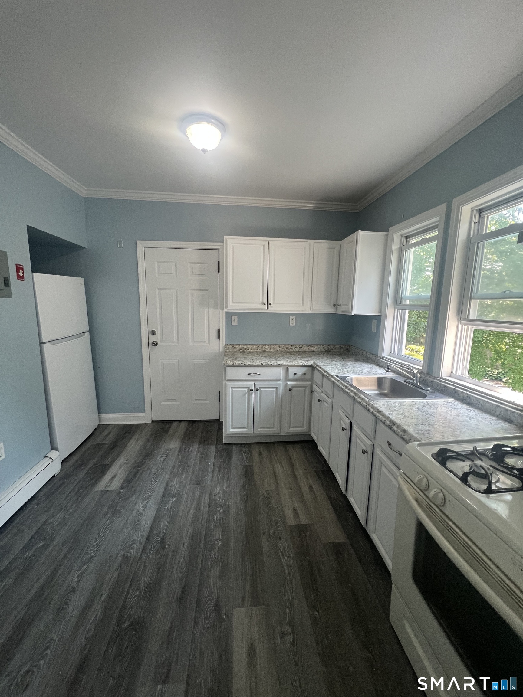 284 Hillside Avenue Hartford CT 06106