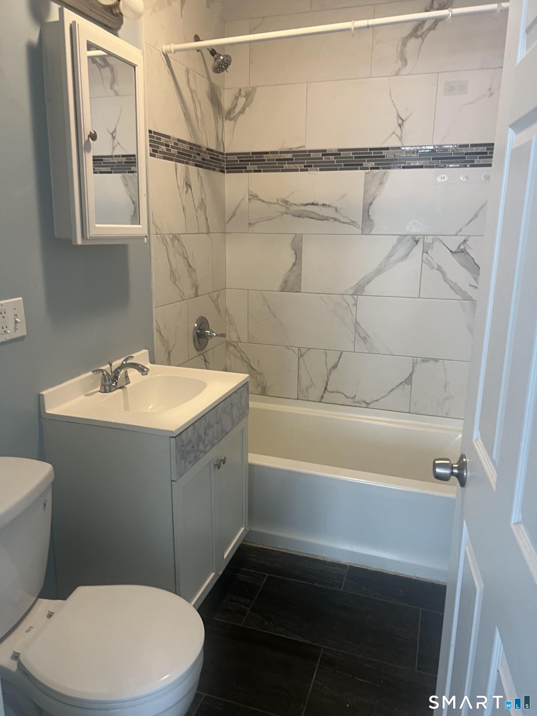 284 Hillside Avenue Hartford CT 06106