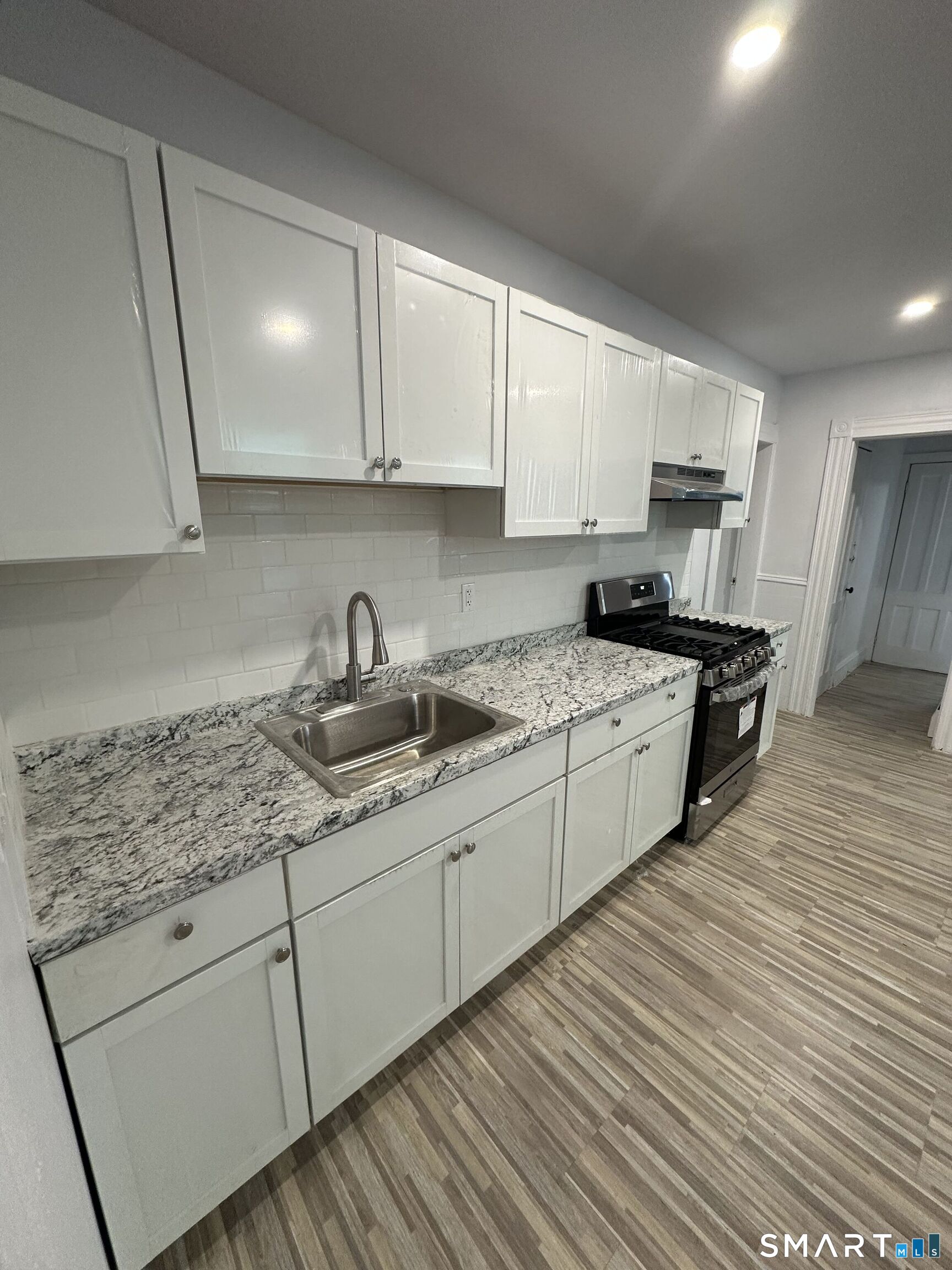 1036 Maplewood Avenue Bridgeport CT 06604