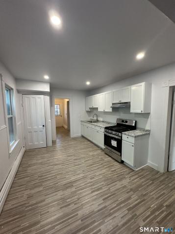 1036 Maplewood Avenue Bridgeport CT 06604