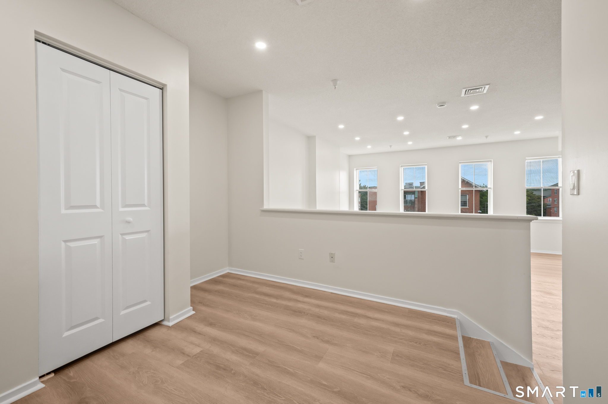 594 Main Street Middletown CT 06457