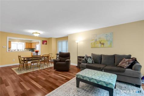 410 Sand Stone Drive South Windsor CT 06074