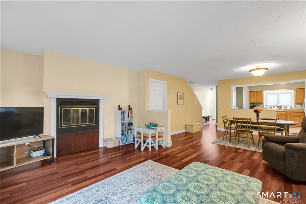 410 Sand Stone Drive South Windsor CT 06074