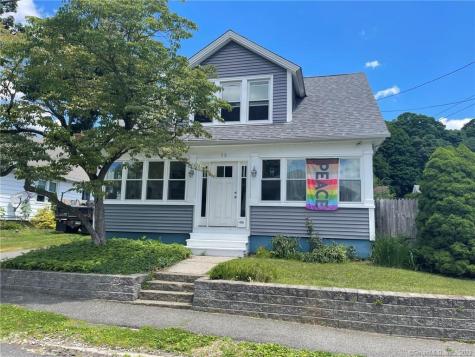 13 Bostwick Place New Milford CT 06776
